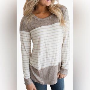 Women’s Long Sleeve Round Neck T-Shirt
